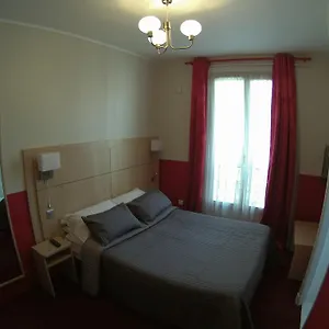 Hotel Phenix, Paryż